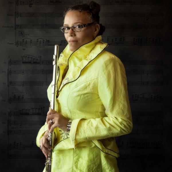 Nicole Mitchell, flute