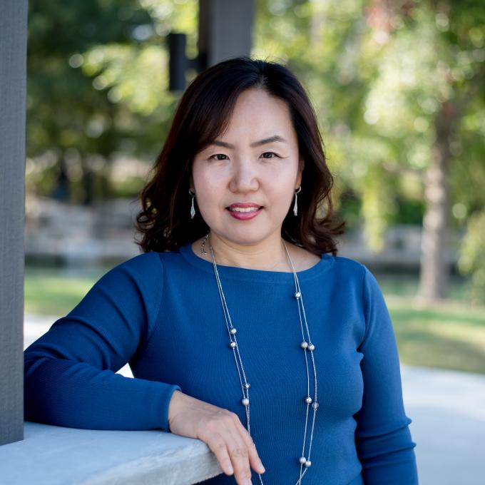 Headshot of Sunghee Hinners